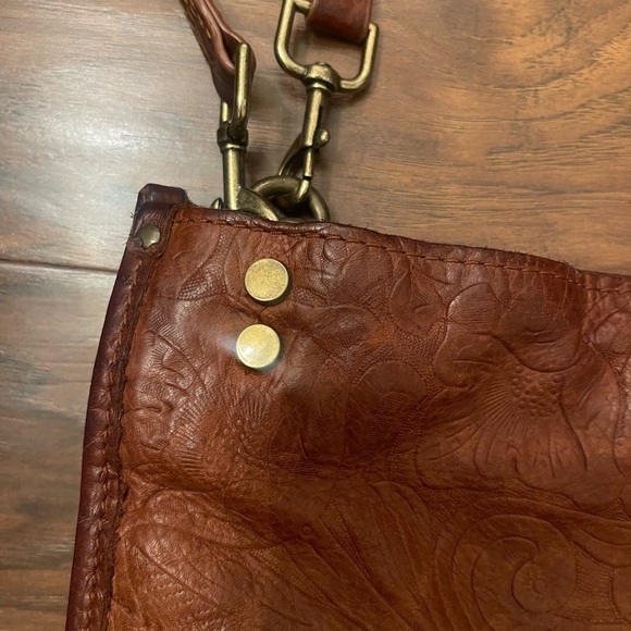 American Leather Company Shoulder Bag - Picture 3 of 8